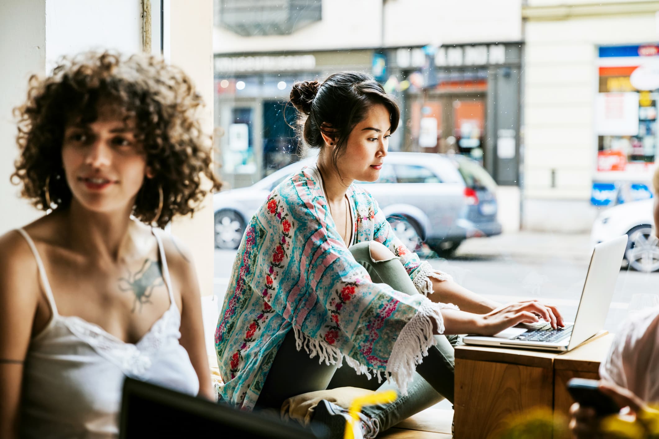Le 12 industrie che i Millennial stanno lentamente distruggendo