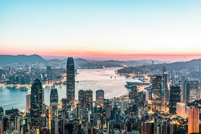 Hong Kong è la città più costosa al mondo. Milano e Roma fuori dalla top 50