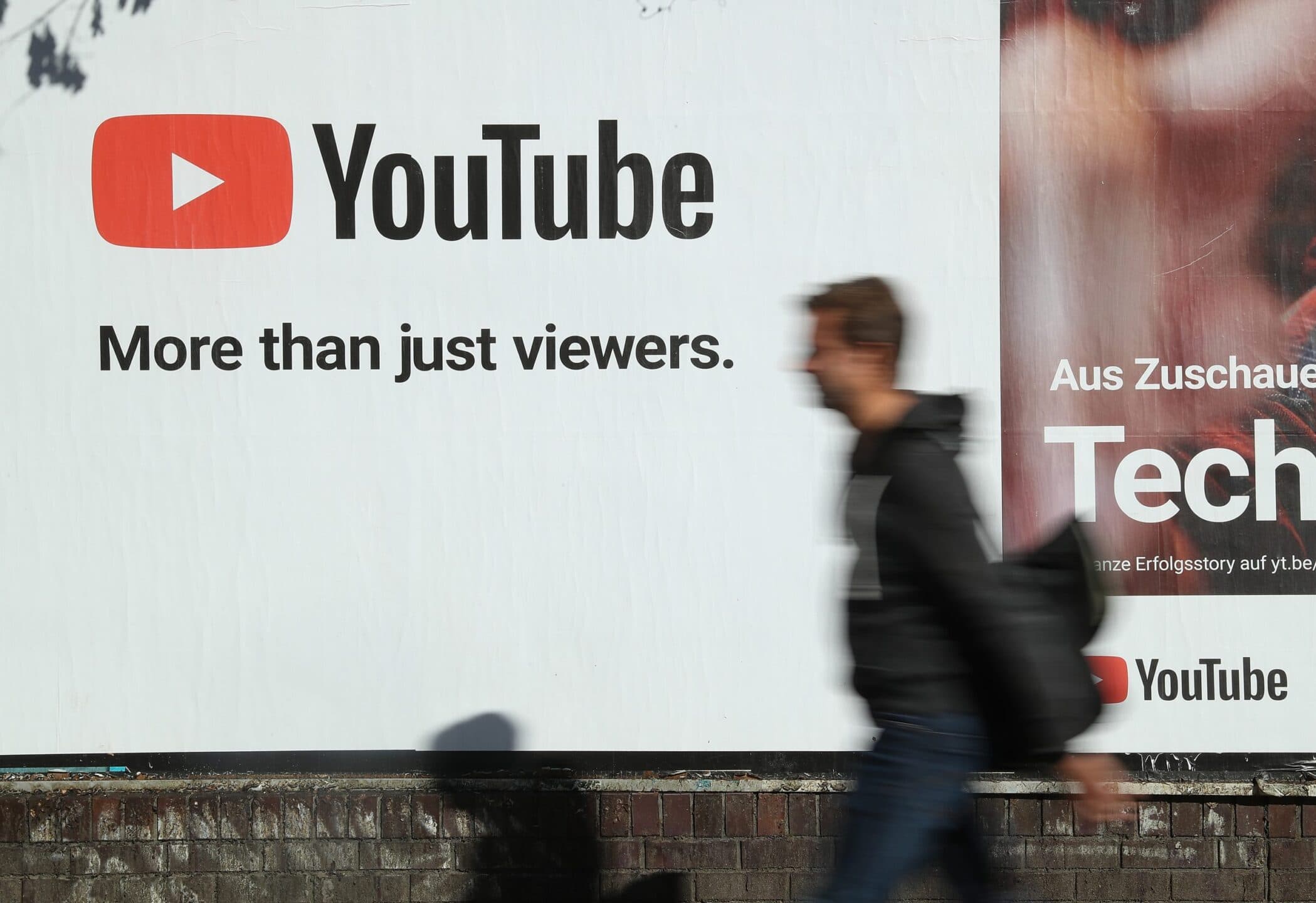YouTube sta lavorando su nuovi strumenti per i suoi creator basati sull'intelligenza artificiale