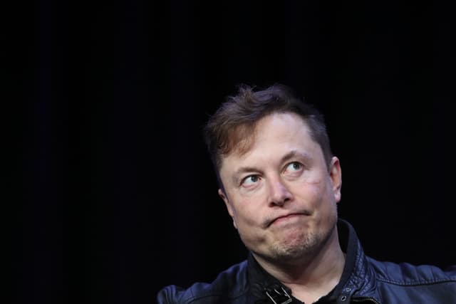 "È frode finanziaria": Elon Musk nel mirino della Sec per l'acquisizione di Twitter