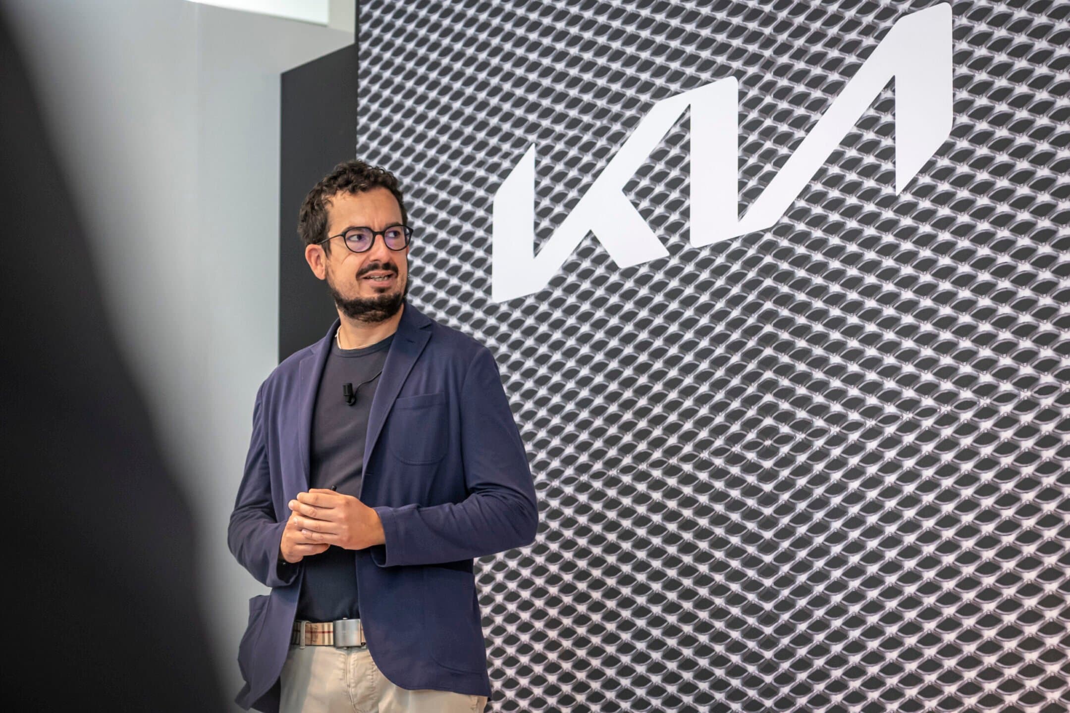 Ecco come sta cambiando il brand Kia. Ce lo spiega Giuseppe Mazzara