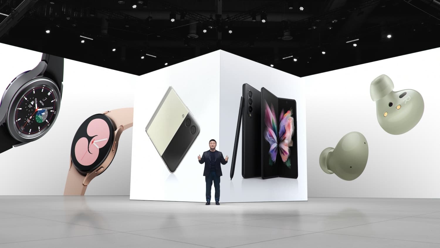Samsung lancia due nuovi smartphone pieghevoli: arrivano Z Flip 3 5G e Z Fold 3 5G