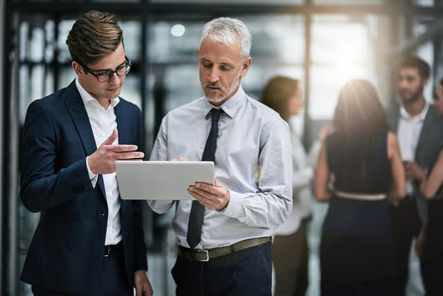 Reverse mentoring: quando il divario generazionale può diventare un'opportunità per l'azienda
