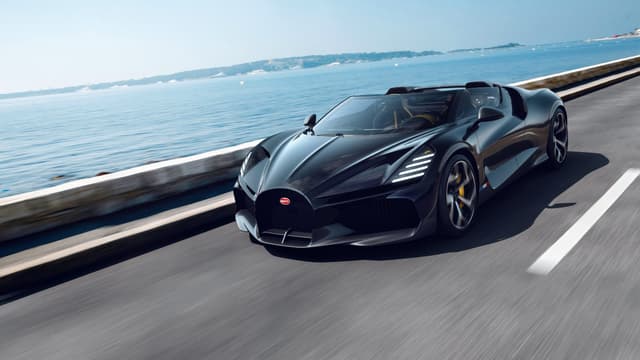 Bugatti dice addio al W16 con un'esclusiva roadster: solo 99 esemplari al costo di 5 milioni di euro