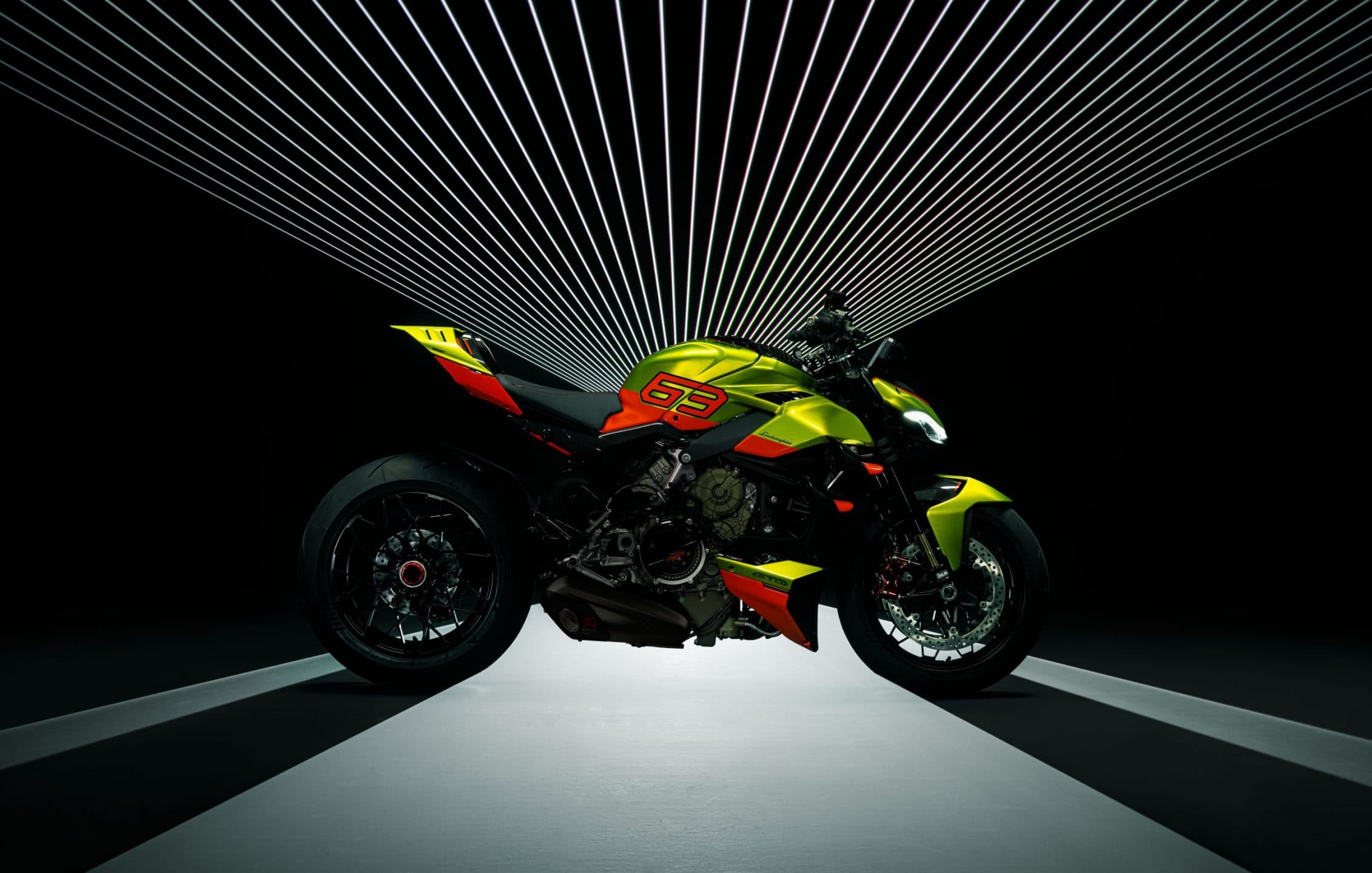 Svelata la Ducati Streetfighter V4 Lamborghini: ode alla potenza in versione limitata