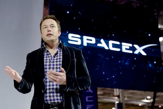 Dal ricevitore portatile al lancio di satelliti: i (ricchi) conti di SpaceX