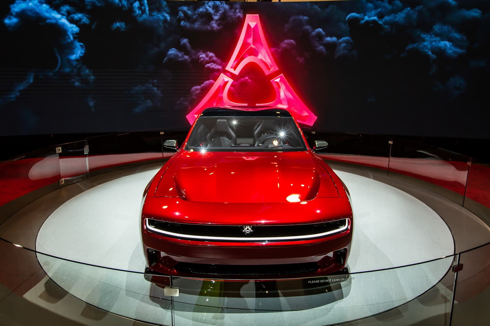 Dodge Charger SRT Daytona: il futuro delle muscle car è elettrico