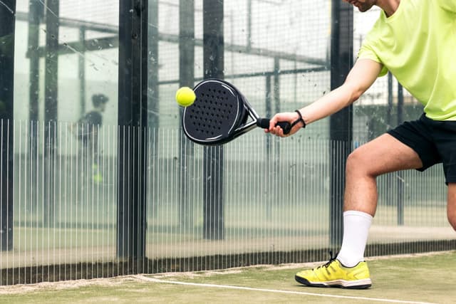 L'ascesa del padel: Italia protagonista in un’industria che vale 2 miliardi di euro a livello globale
