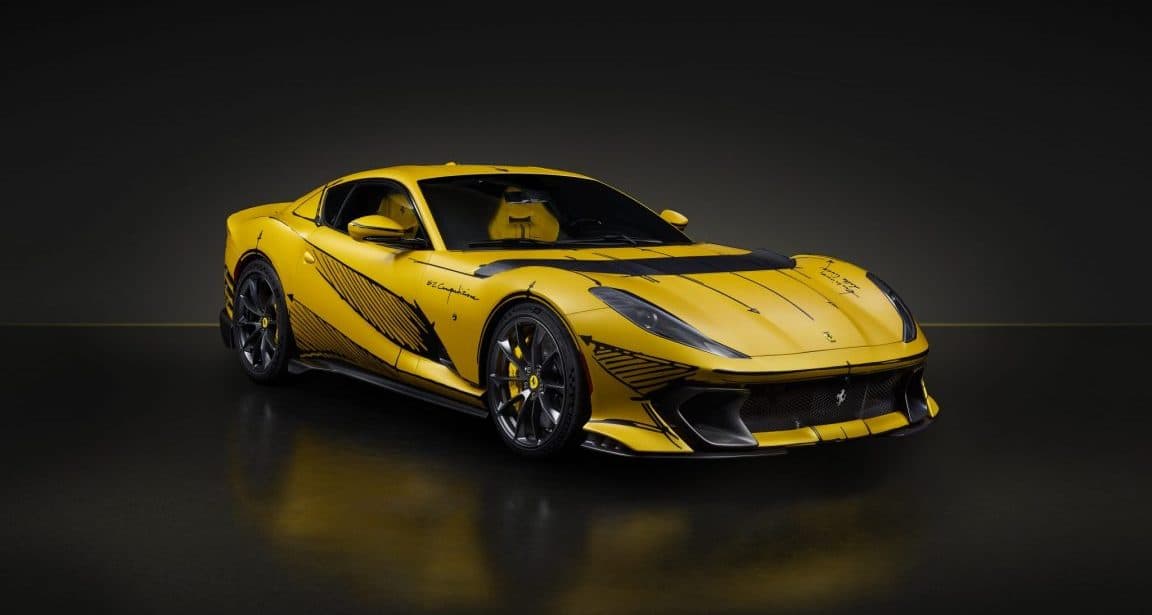 Ferrari 812 Competizione: la vettura ispirata al "foglio bianco" sarà battuta all'asta