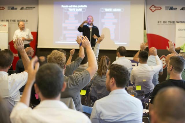 Il cambiamento inizia dalle persone: come Leanbet aiuta le aziende a migliorare l’efficienza operativa