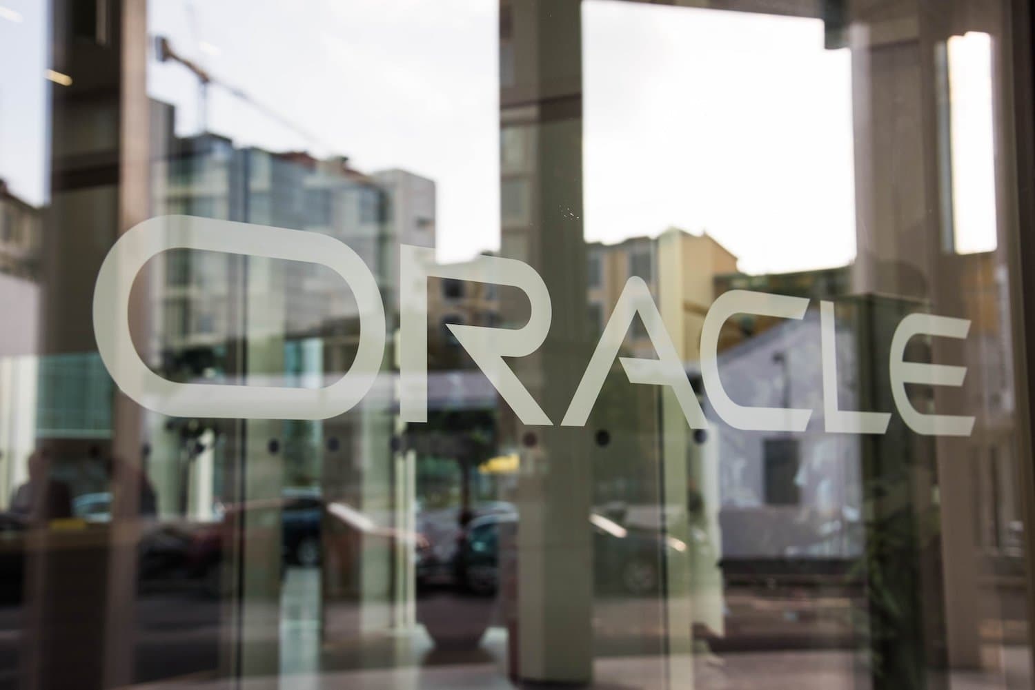 Oracle e Tim insieme per accelerare l'adozione del cloud in Italia