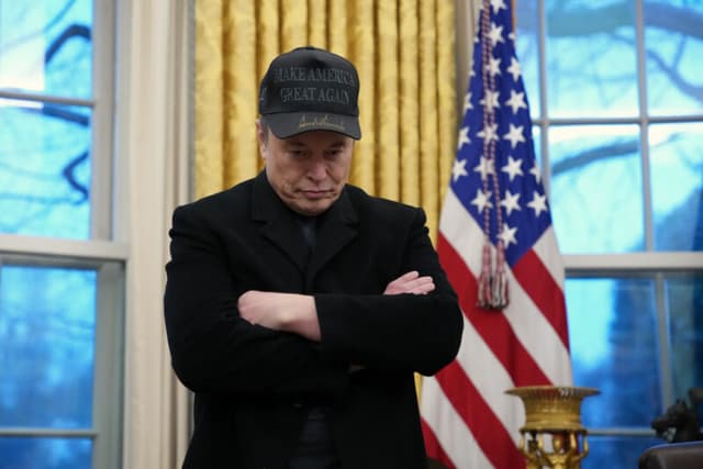 Lo scontro con Trump costa caro: Musk perde 27 miliardi in Borsa