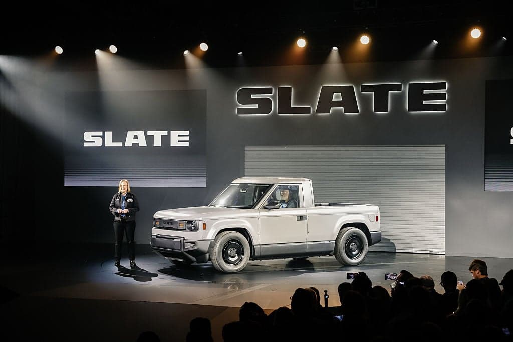 Bezos sfida Musk: la startup Slate Auto lancia il pickup anti-Tesla
