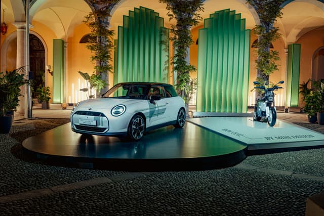 Bmw al FuoriSalone 2025: innovazione sensoriale e nuovi design per ridefinire la mobilità