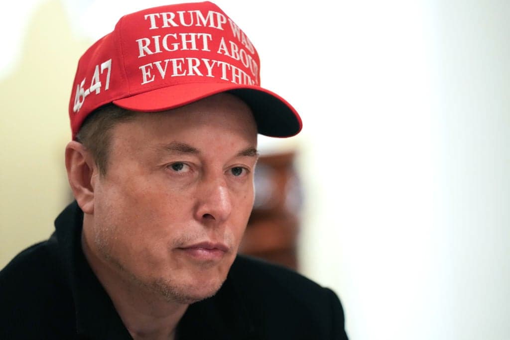 Tesla registra il peggior calo di fatturato da oltre 10 anni