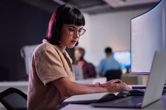 Il lavoro cambia volto con l'IA: tra rischi e opportunità, il giuslavorista deve guidare le aziende nella transizione