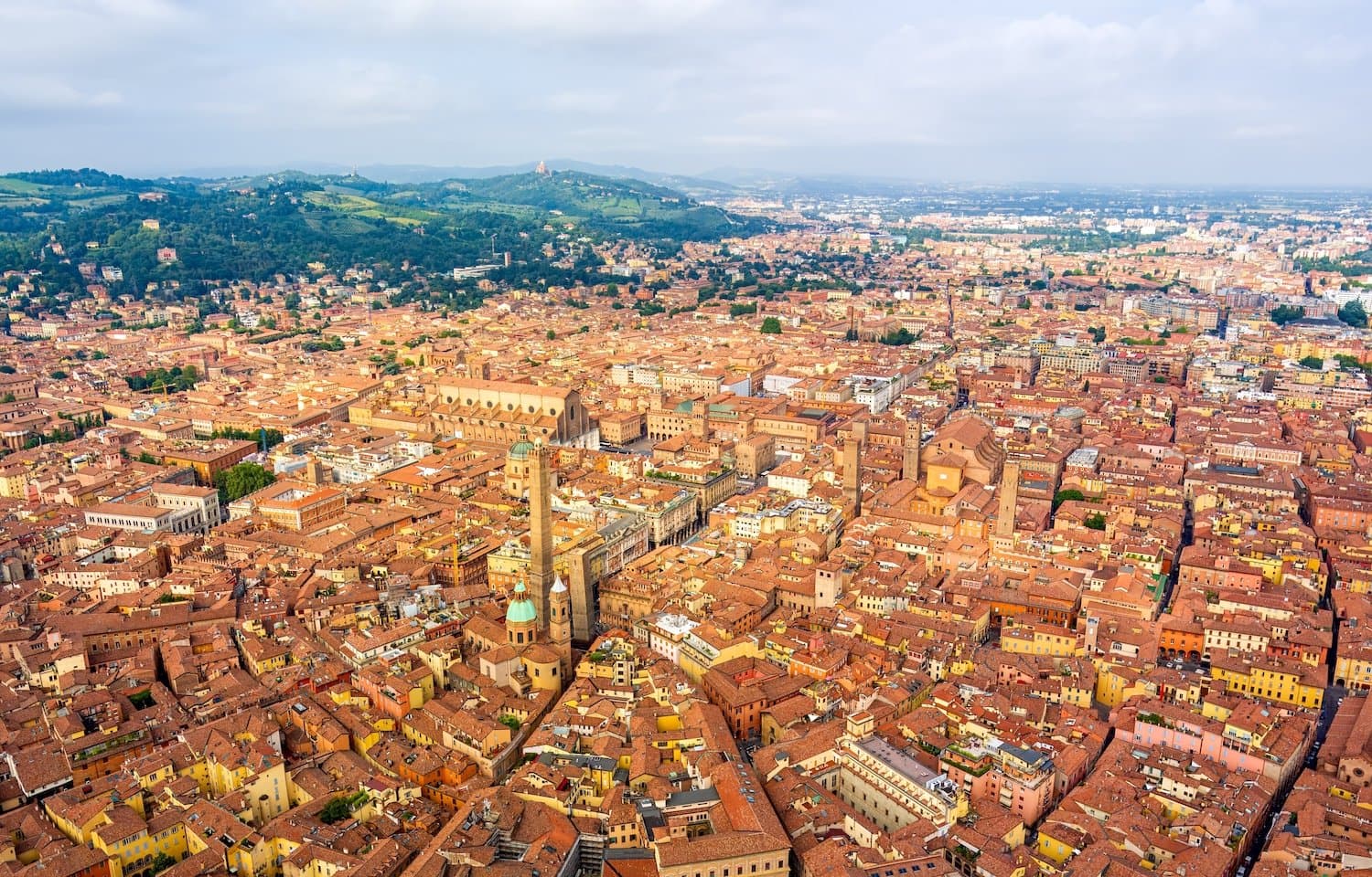 Questo studio rivela il valore percepito dei territori italiani: Bologna emerge per qualità della vita e produttività
