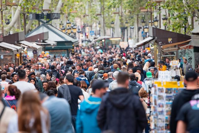 Airbnb presenta il rapporto sull’overtourism nell'Ue: “Bisogna affrontare l’impatto degli hotel”