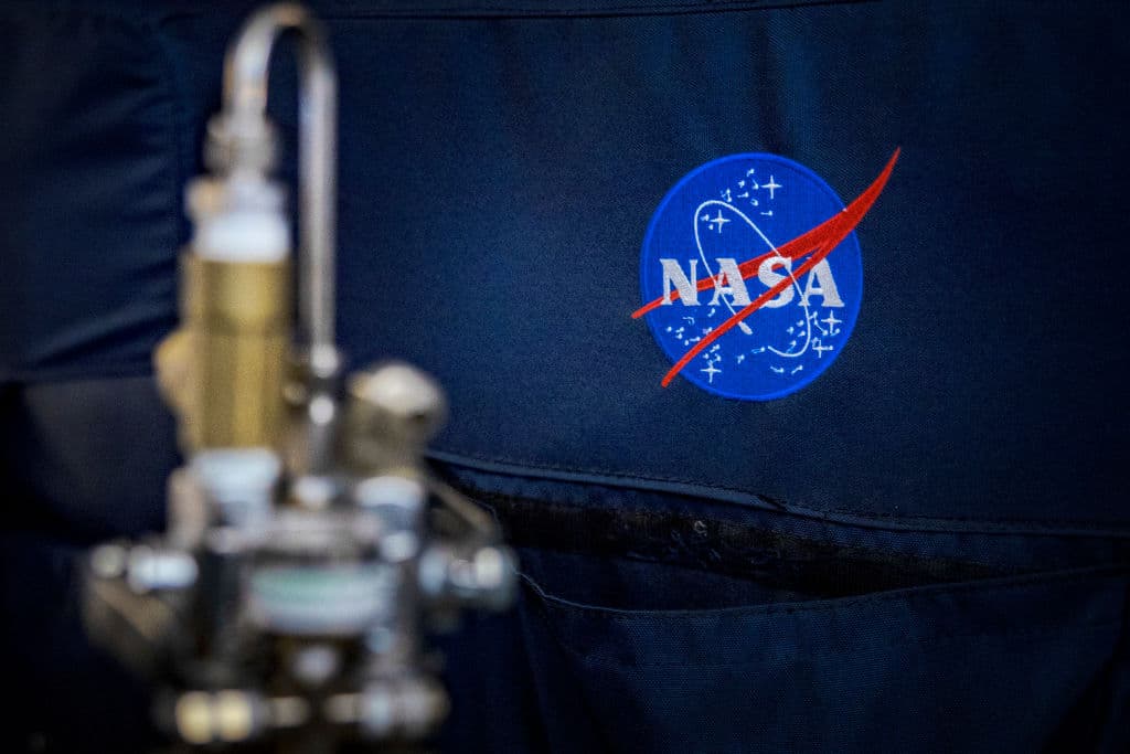 La Nasa si sta già preparando a costruire un reattore nucleare sulla Luna per Trump