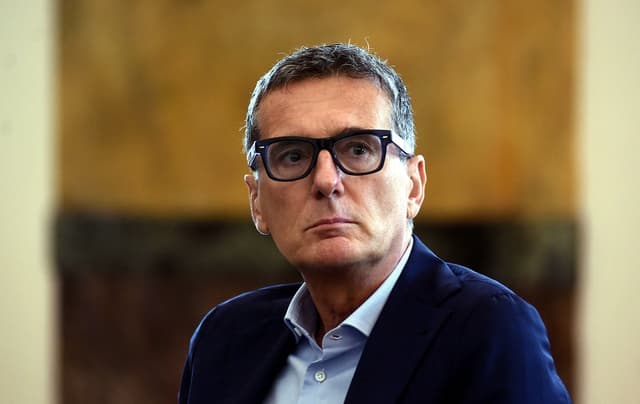 EssilorLuxottica potrebbe salire al 20% di Nikon