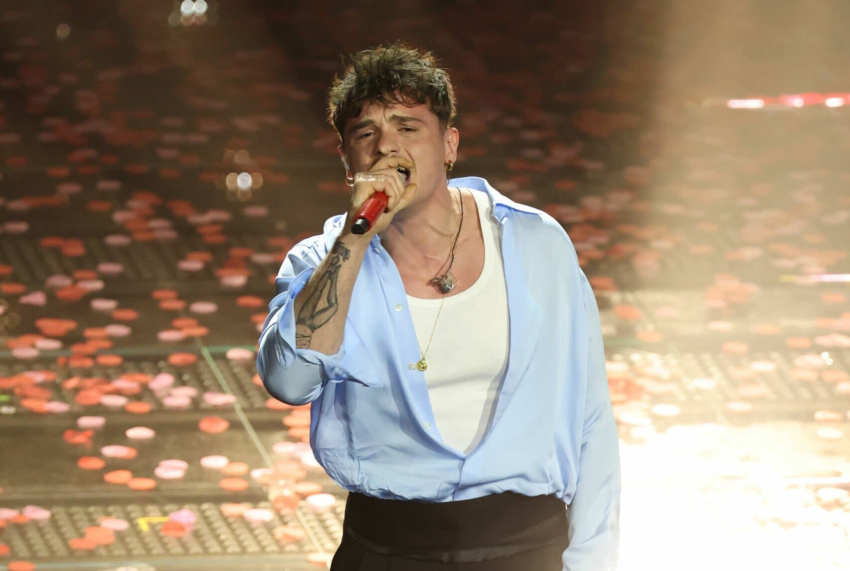 Dal rugby a Sanremo, Olly costruisce il suo anno d'oro tra sold out, scrittura e ricerca di autenticità