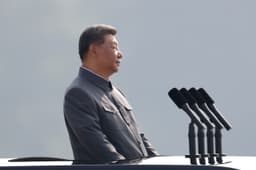 Parata militare a Pechino: Xi con Putin, Kim e altri leader anti-Usa. Trump: "Cospirano contro l'America"