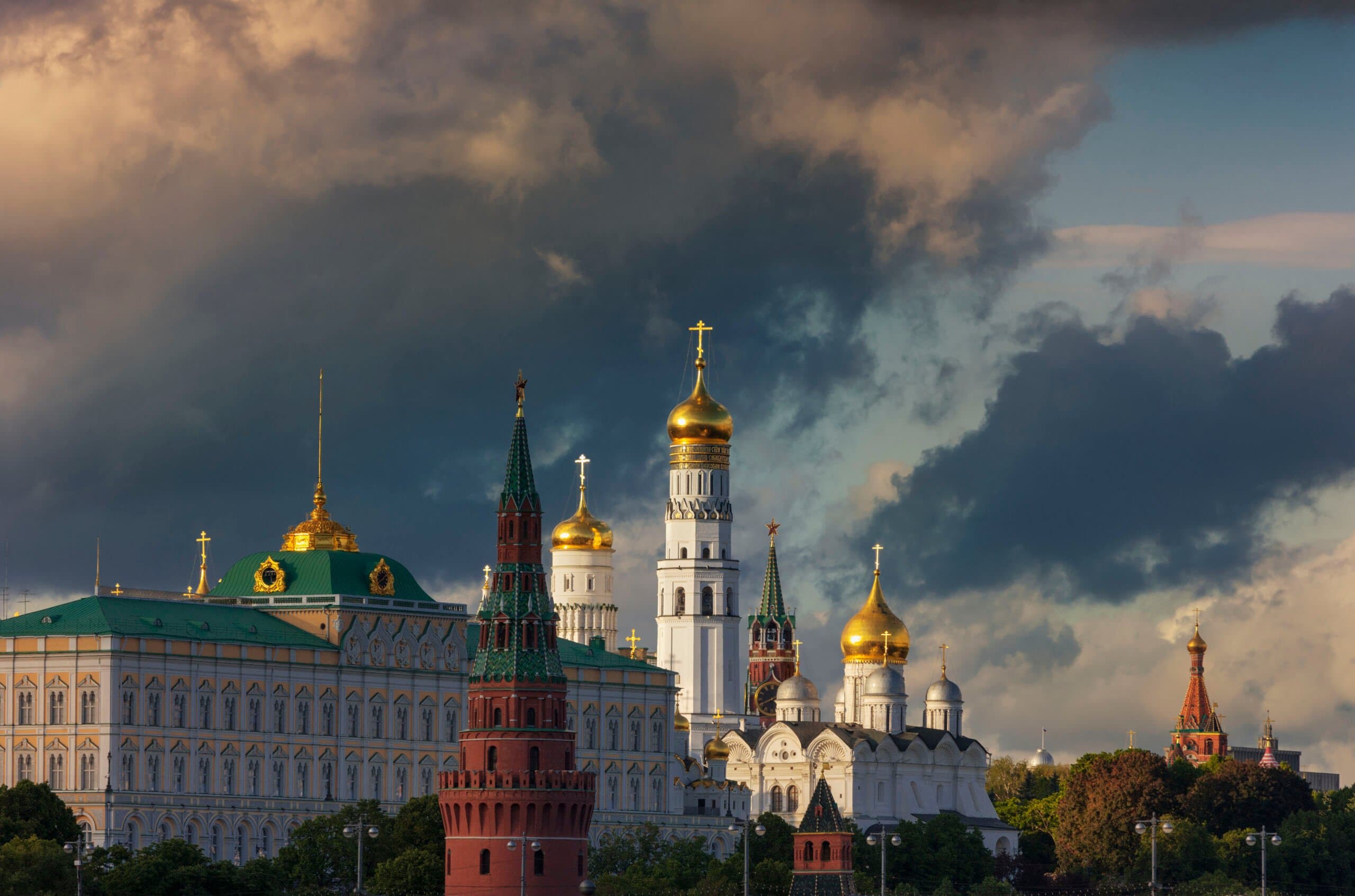 La Russia nell’ombra del dragone favorisce solo due egemonie, Cina e Stati Uniti
