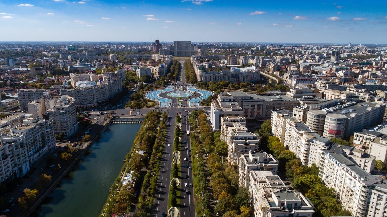 La Romania è una delle chiavi degli equilibri internazionali: così Russia e Occidente se la contendono
