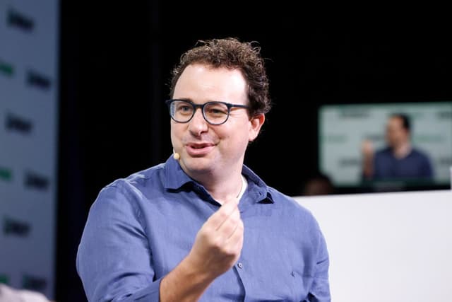 Microsoft guarda ad Anthropic per ridurre la dipendenza da OpenAI