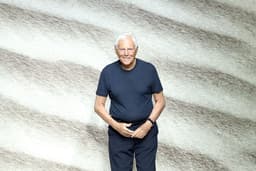 Armani, ecco l'eredità: l'azienda alla Fondazione. Si va verso la vendita o la Borsa